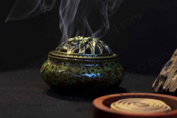 Cách xông nhà mới chuyển nhà Hạ Long giúp gia chủ may mắn